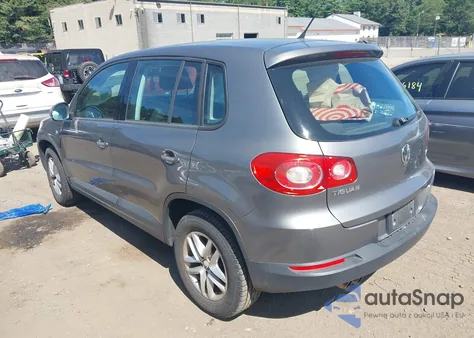 2011 Volkswagen Tiguan S from USA, damaged, VIN WVGAV7AX3BW535944